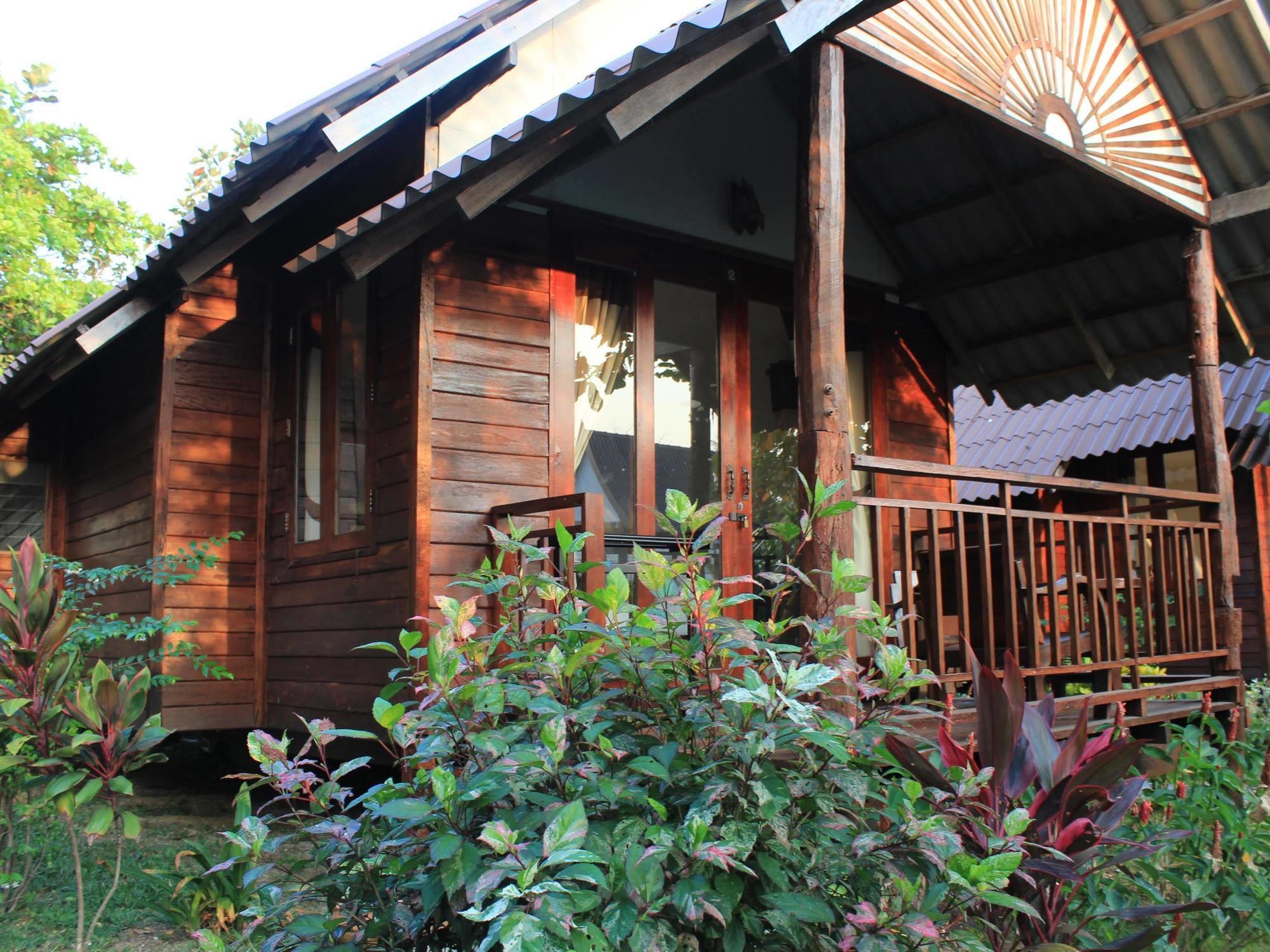 Hotel Lanta Happy Hill Ko Lanta Exterior foto