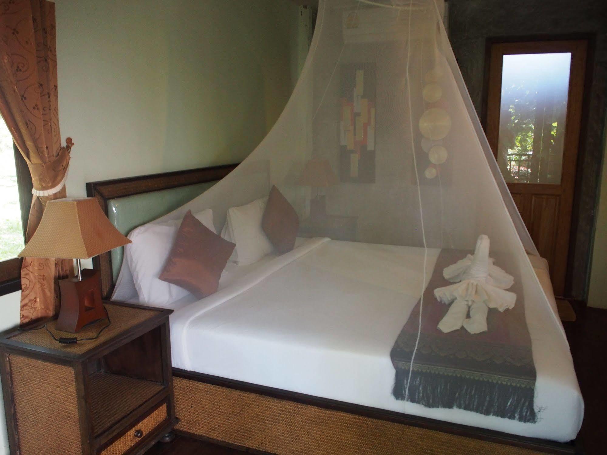 Hotel Lanta Happy Hill Ko Lanta Exterior foto